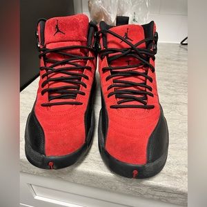 Jordan 12 reversed flu game